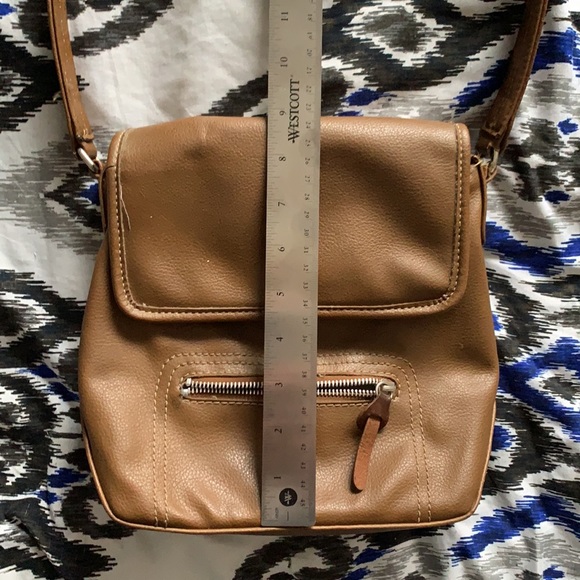 👜 RELIC Crossbody Bag (Vintage Version) 👜 - Picture 7 of 9